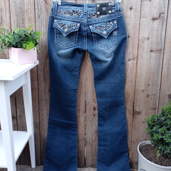Miss Me Boot Jean's Embellished with Gems Size 26 - Picture 7 of 11